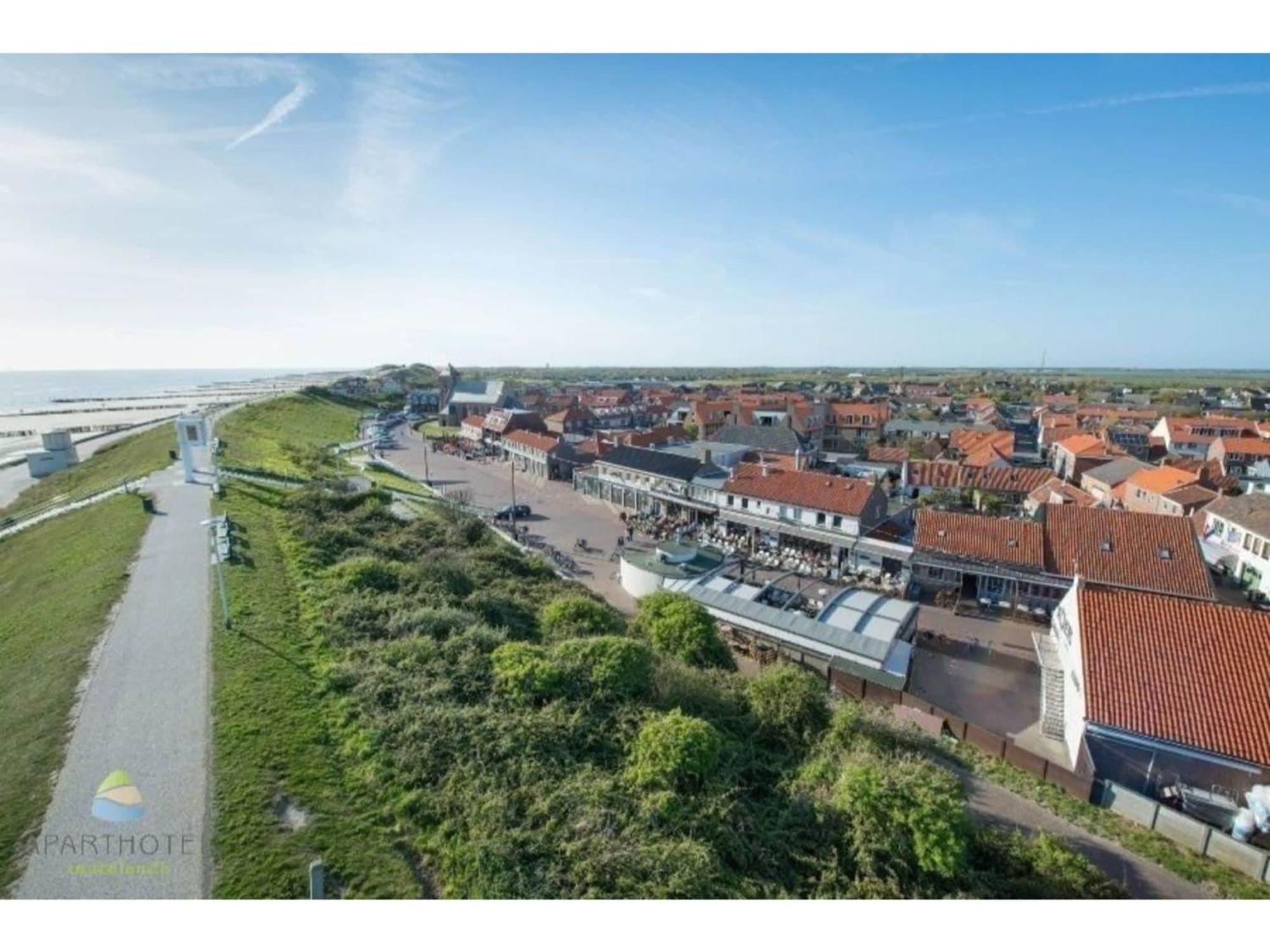 Lush Apartment In Zoutelande Near Beach Экстерьер фото